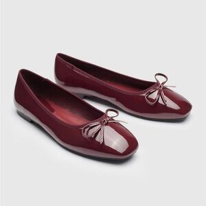 Chic Burgundy Women's Loafers